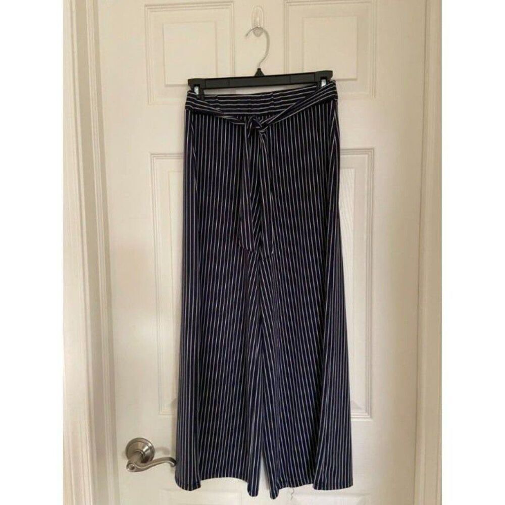No Comment Blue and White Pin Stripped Pants (medium)